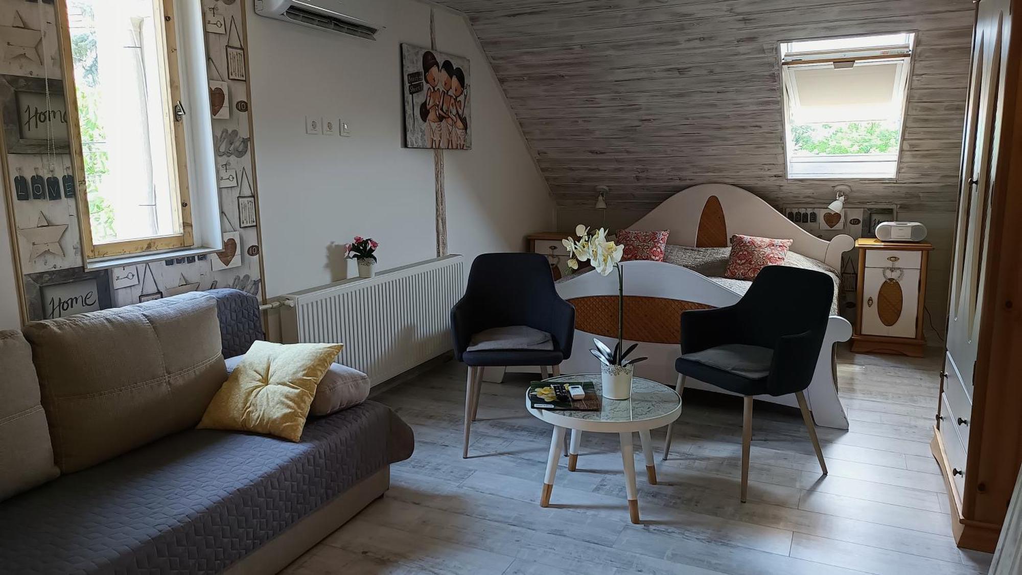 T.H.Ny Village Inn Cottage Tihany Bagian luar foto